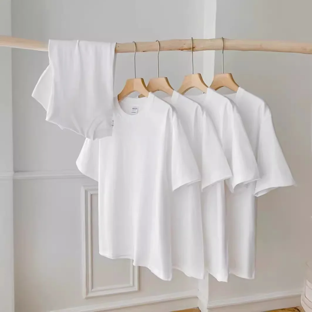 レディース クルーネックTシャツ、ソウル風の韓国文字グラフィ - Street Fashion Of Seoul のレビューと価格