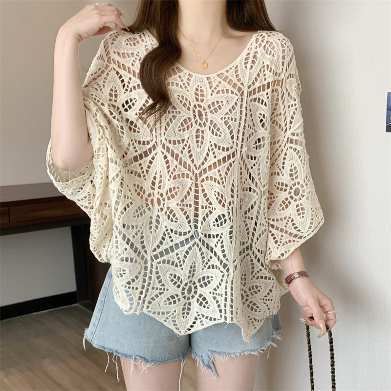 かぎ針編みレーストップ女性用シアーオープンニットフラワー刺繍 - Mesh Top Layering のレビューと価格